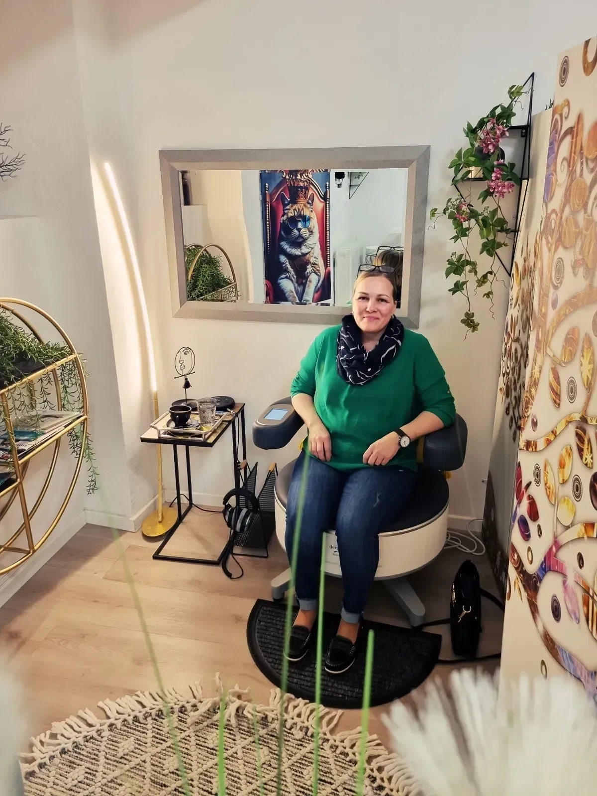 Moderne Hilfe bei Blasenschwäche in Villach mit dem EMP Chair Pro